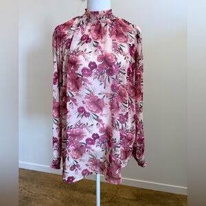 Torrid Pink Floral Blouse Size 1x Victorian Romantic Ethereal Corporate Girlie